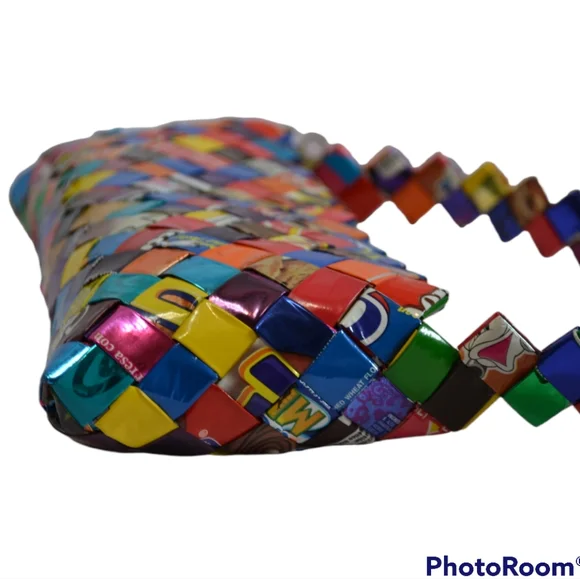 Like new Candy Wrapper purse. Recycled candy/gum wrapper - Picture 8 of 15